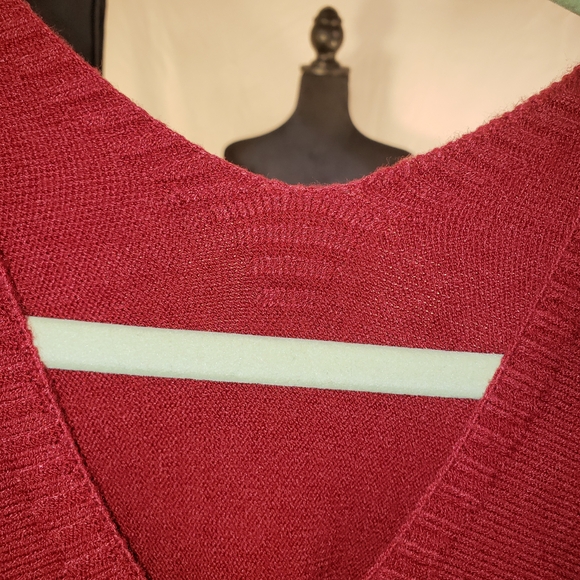 Women's V-Neck Red Sweater - Picture 3 of 5